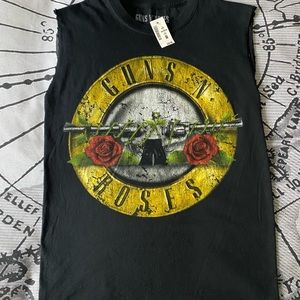 NWT Guns & Roses Hacked Muscle T